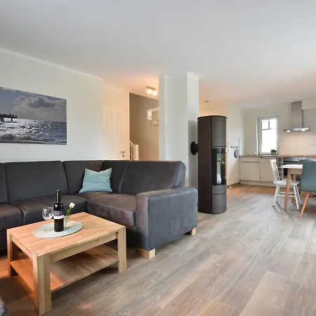 Ferienhaus Lee&luv Mit Terrasse Und Kamin Im Ostseebad