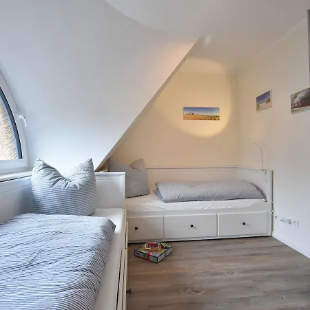 Ferienhaus Lee&luv Mit Terrasse Und Kamin Im Ostseebad *