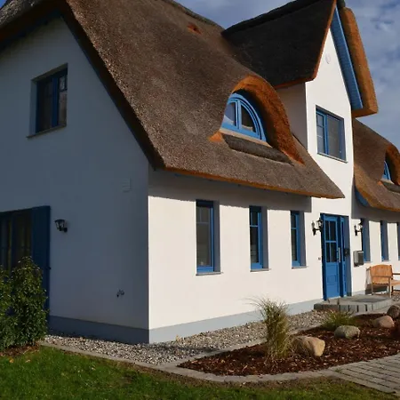 Lee&luv Mit Terrasse Und Kamin Im Ostseebad